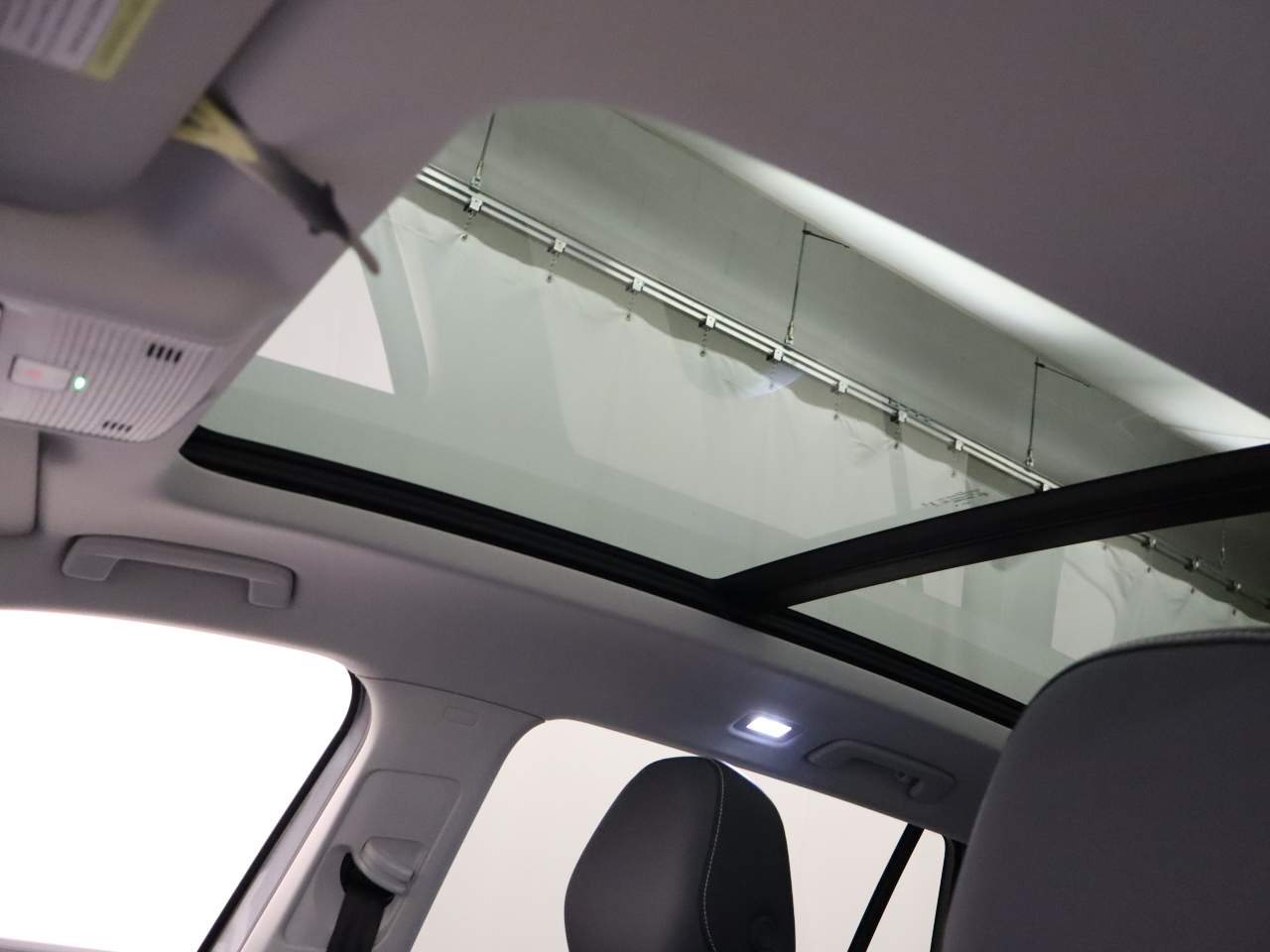 2026 Volkswagen Tiguan SE 4Motion