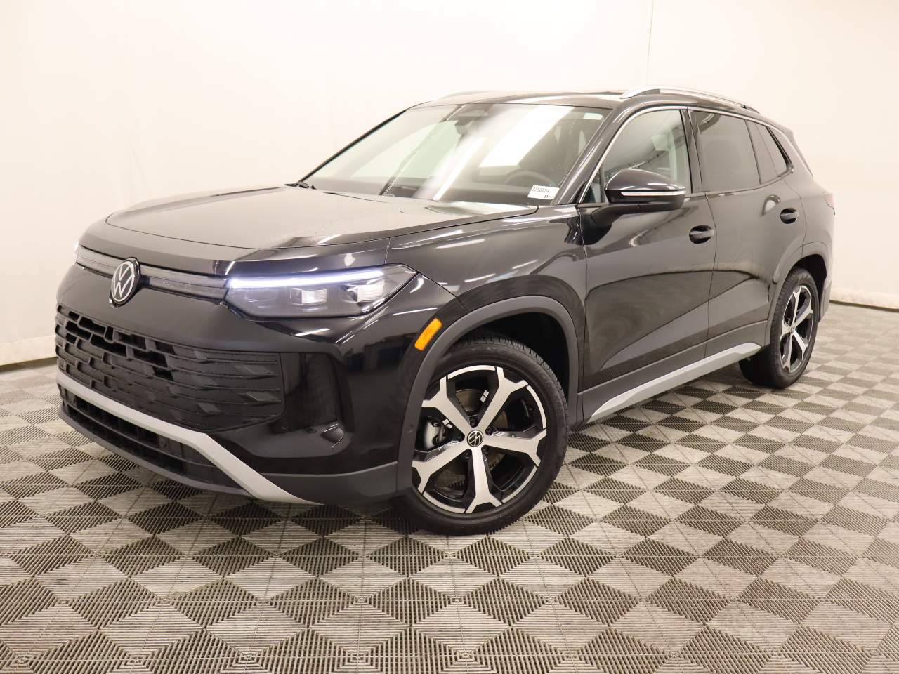 2025 Volkswagen Tiguan SE