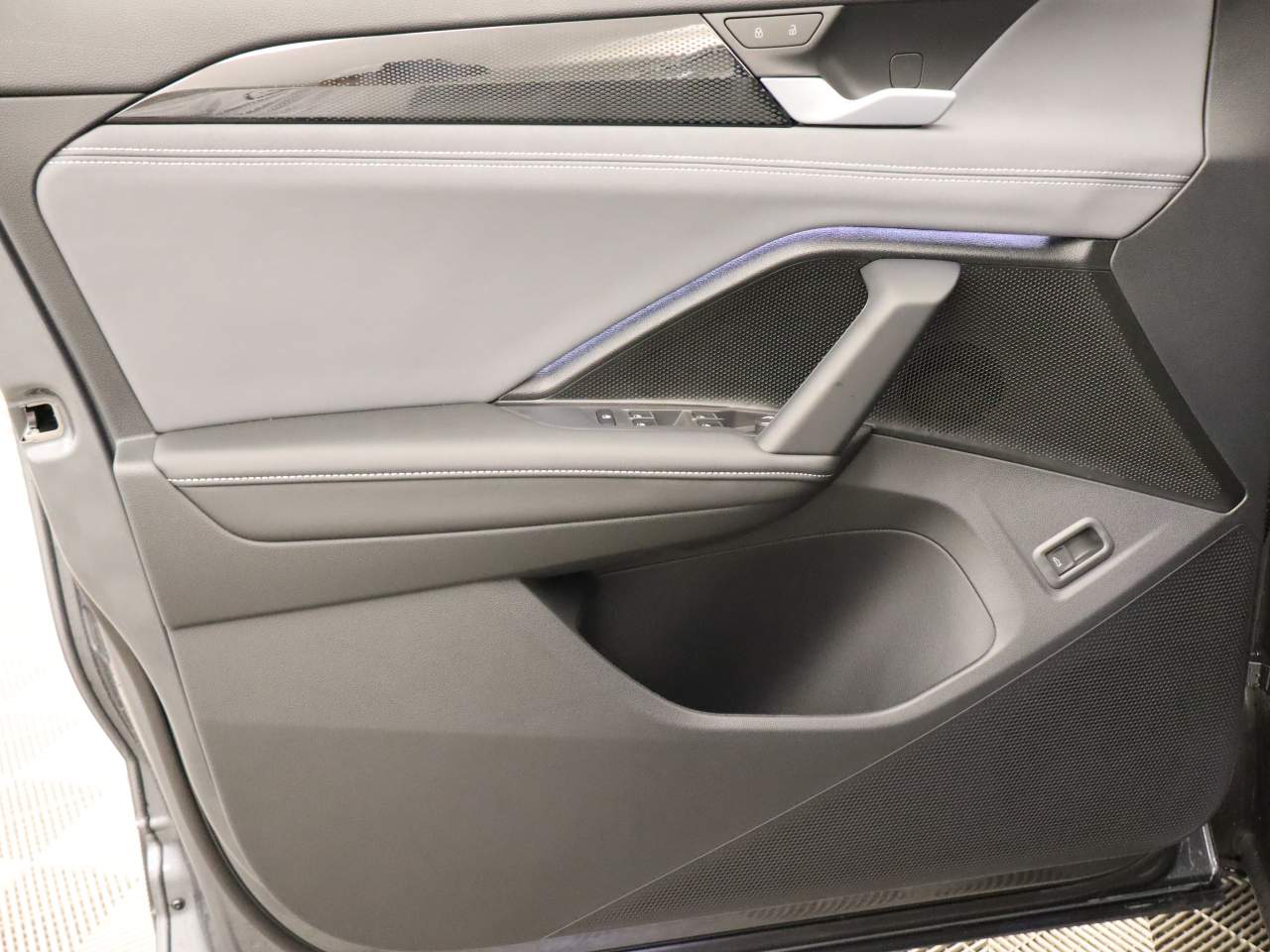 2025 Volkswagen Tiguan SE