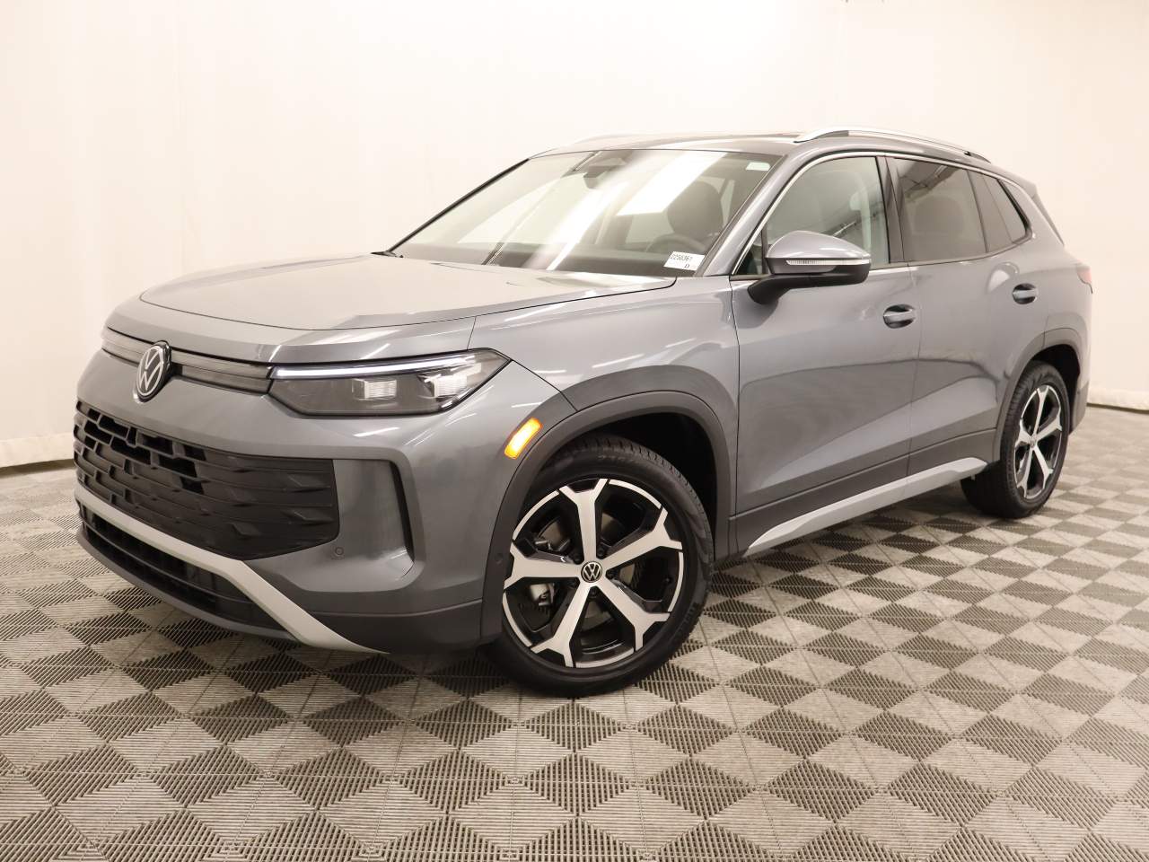 2025 Volkswagen Tiguan SE