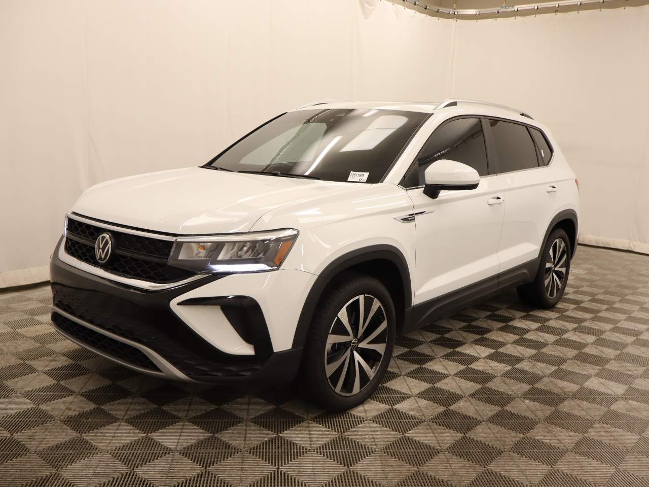 2023 Volkswagen Taos SE 4Motion