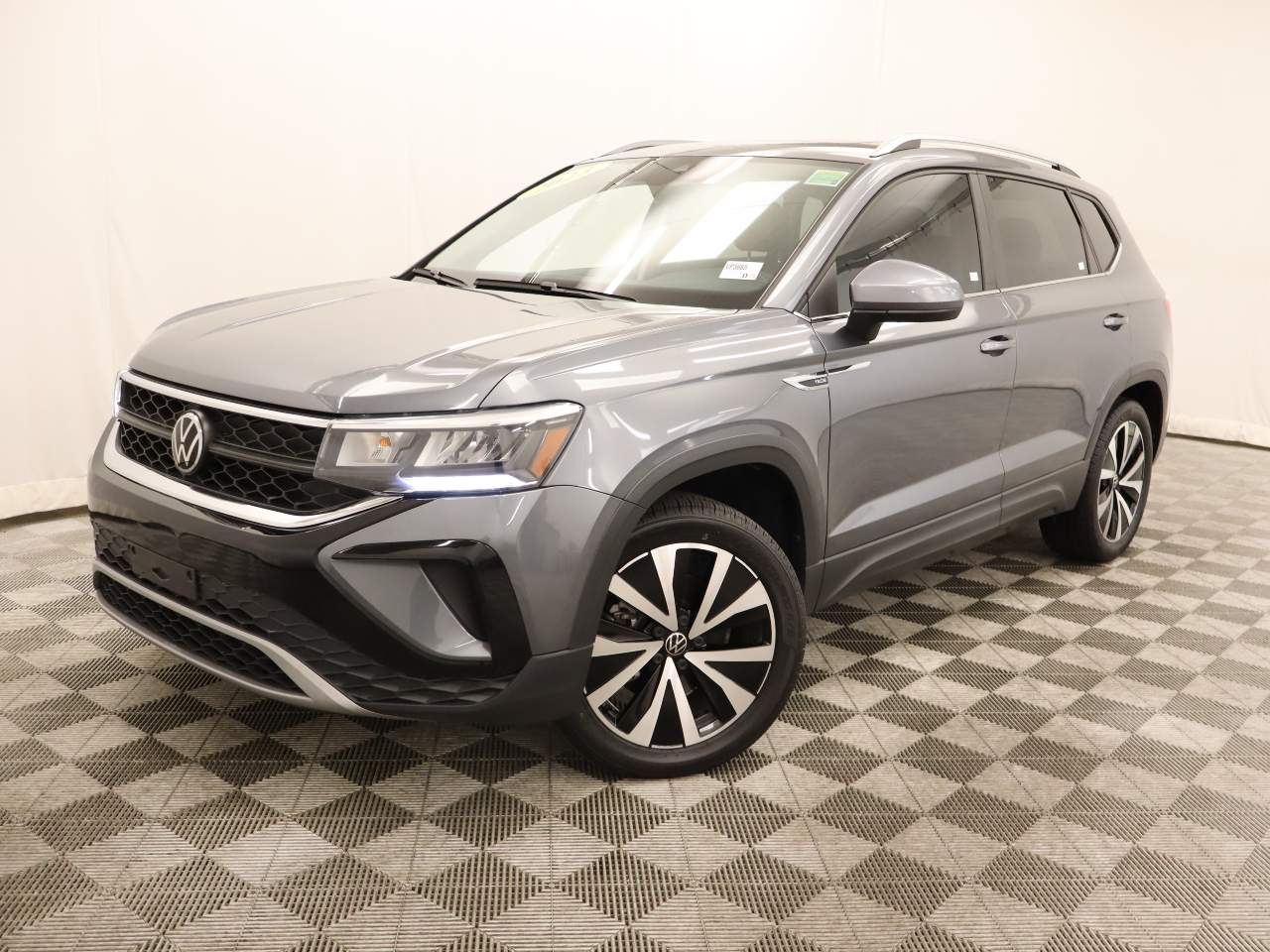 2023 Volkswagen Taos SE 4Motion