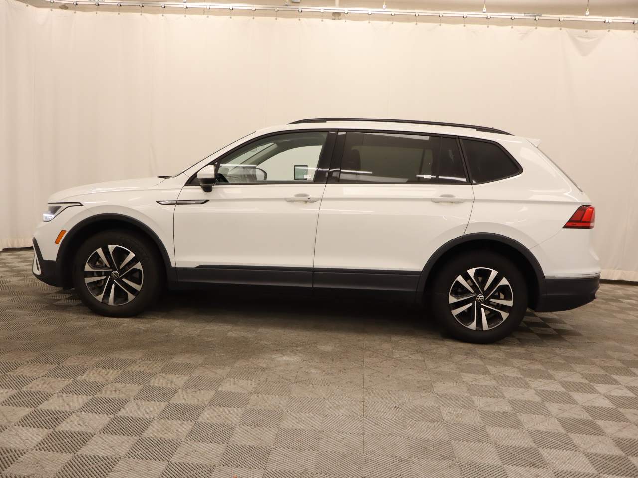 2023 Volkswagen Tiguan S