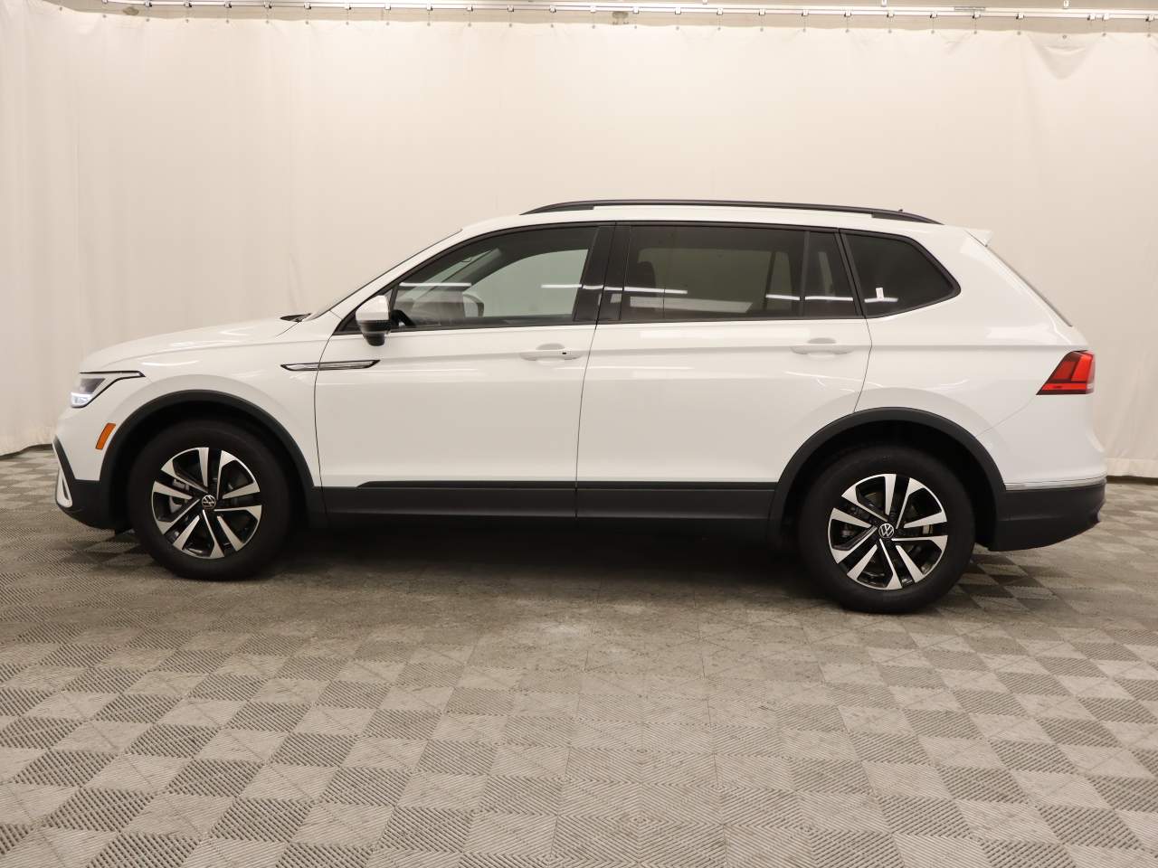 2023 Volkswagen Tiguan S