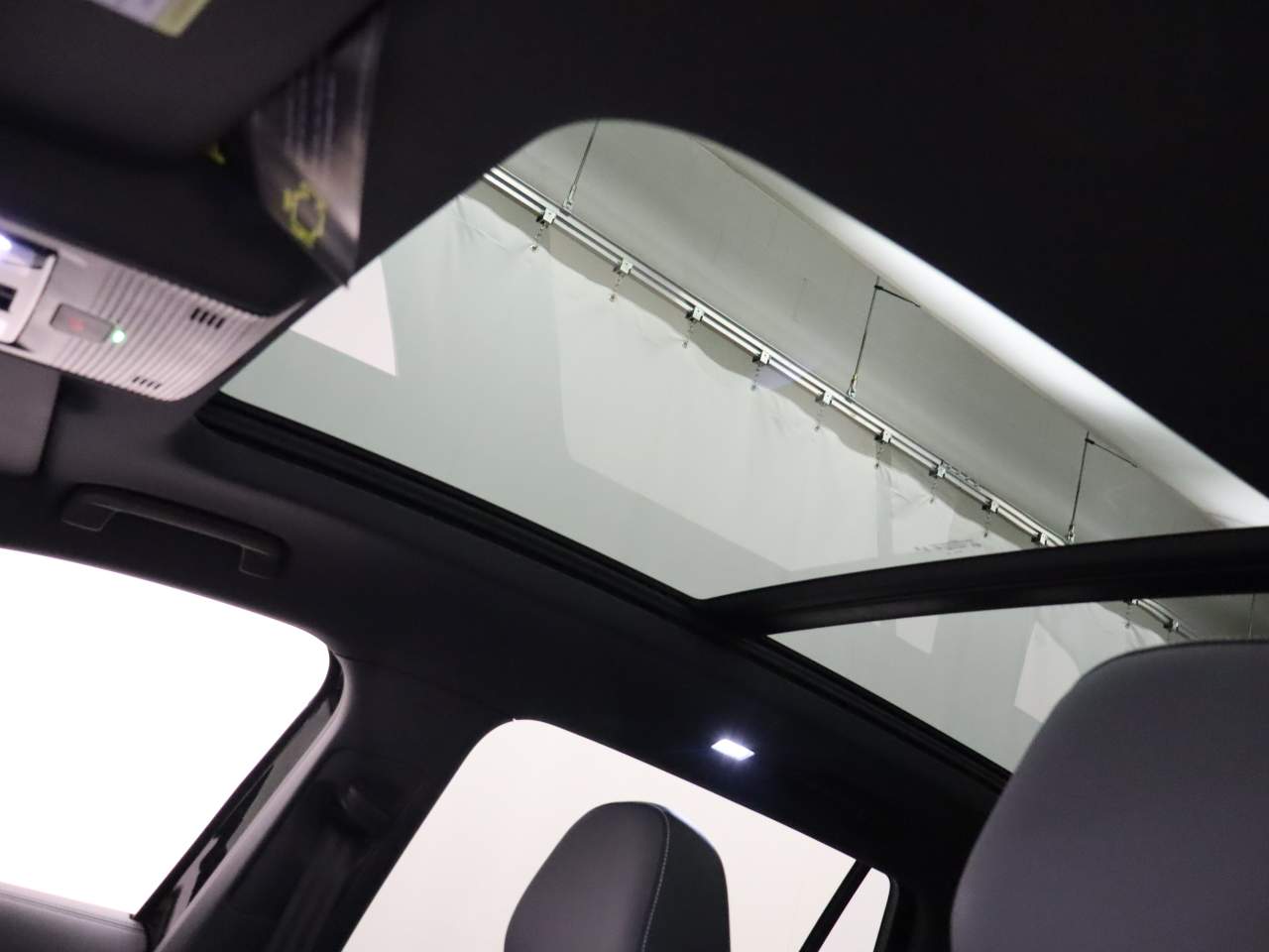 2026 Volkswagen Tiguan SEL R-Line Turbo 4Motion