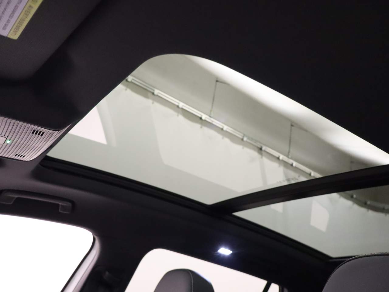 2026 Volkswagen Tiguan SEL R-Line Turbo 4Motion
