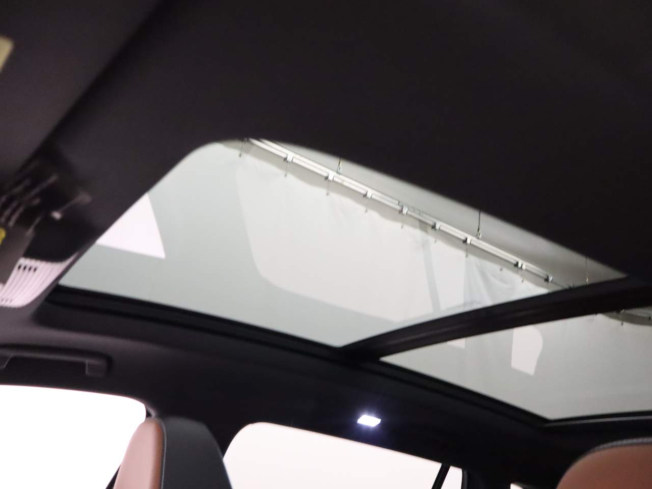 2026 Volkswagen Tiguan SEL R-Line Turbo 4Motion