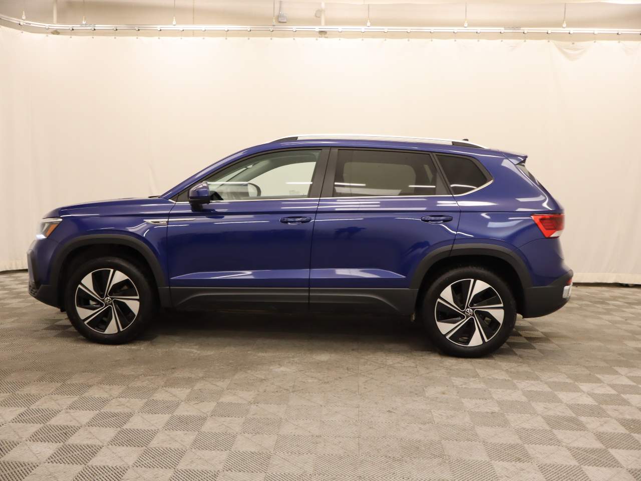 2024 Volkswagen Taos SE 4Motion