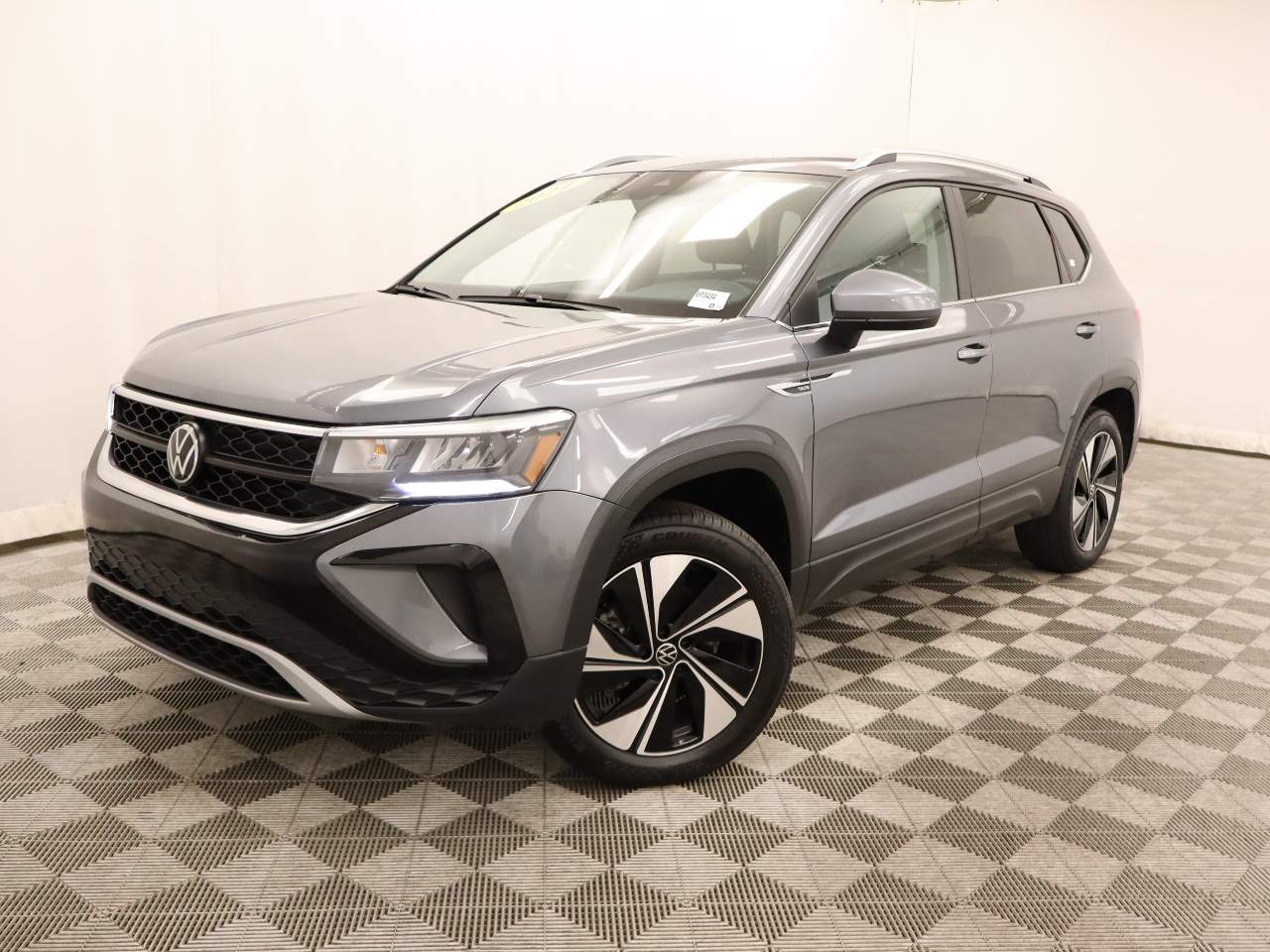 2024 Volkswagen Taos SE 4Motion