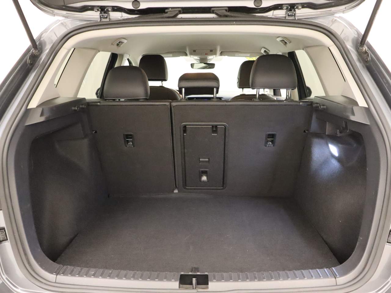 2024 Volkswagen Taos SE 4Motion