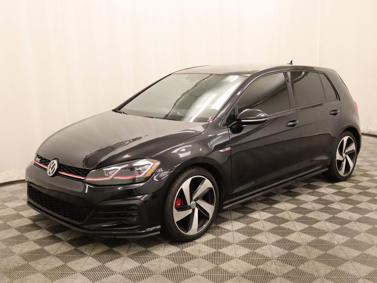 2018 Volkswagen Golf GTI SE