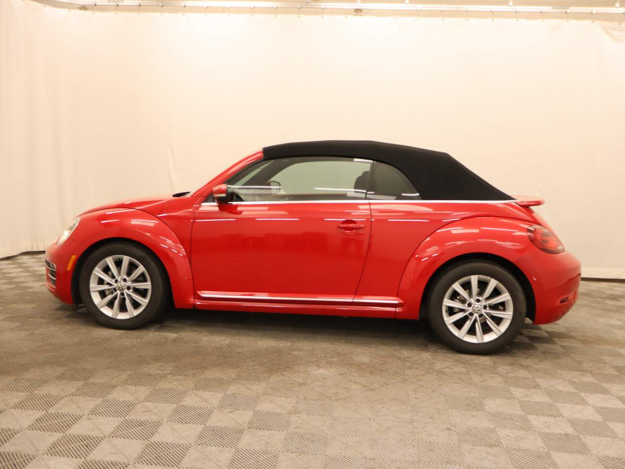2019 Volkswagen Beetle Convertible 2.0T Final Edition SE