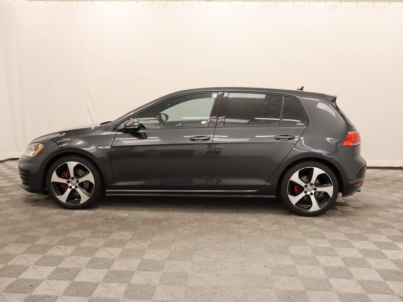 2016 Volkswagen Golf GTI SE