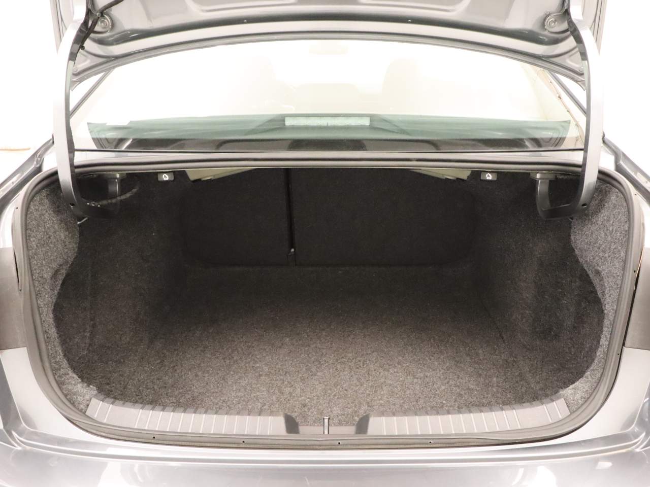 2025 Volkswagen Jetta S photo 2