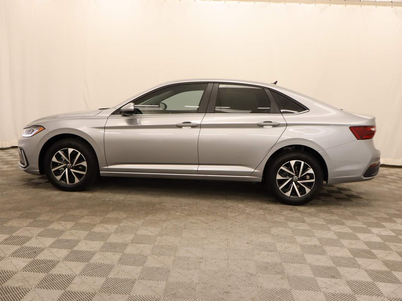 2025 Volkswagen Jetta S photo 2