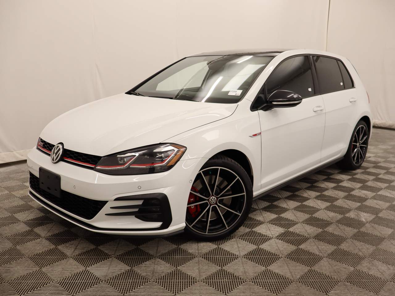 2021 Volkswagen Golf GTI SE