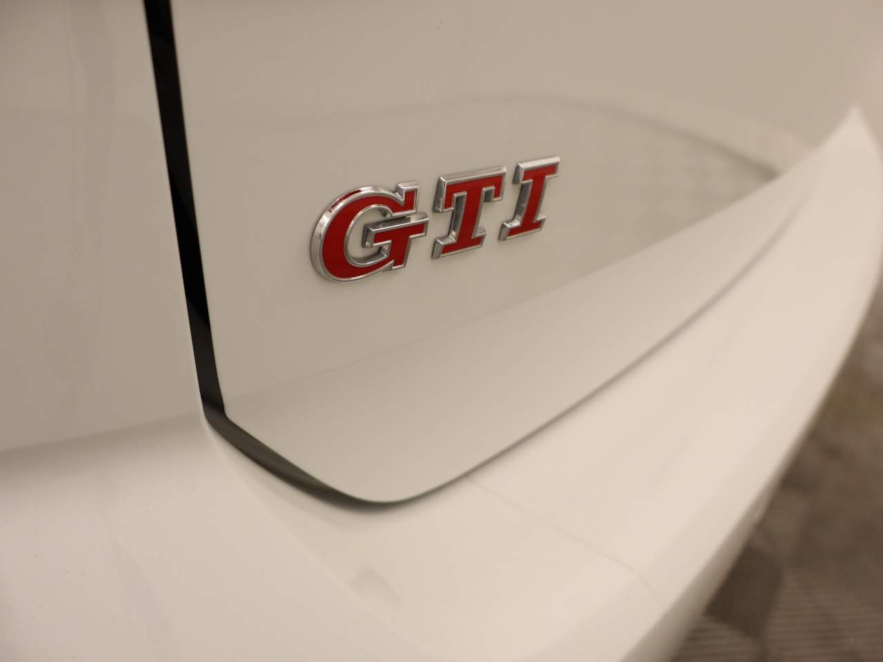 2021 Volkswagen Golf GTI SE