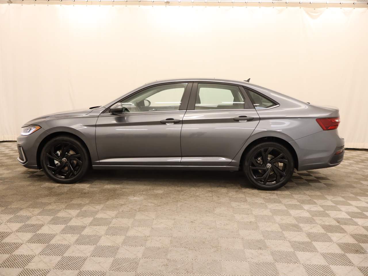 2027 Volkswagen Jetta Sedan SE