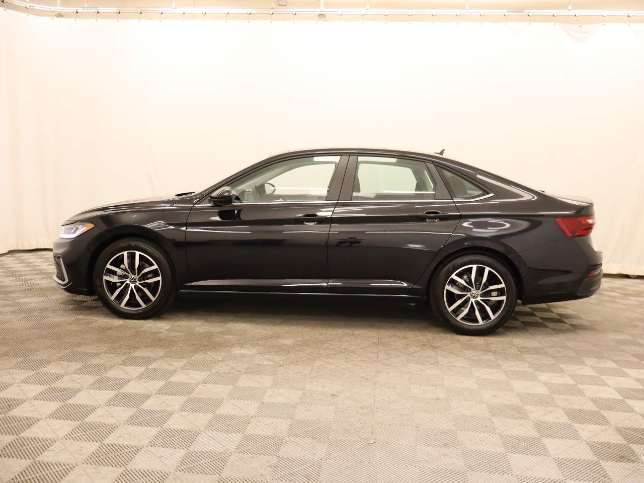 2027 Volkswagen Jetta Sedan SE