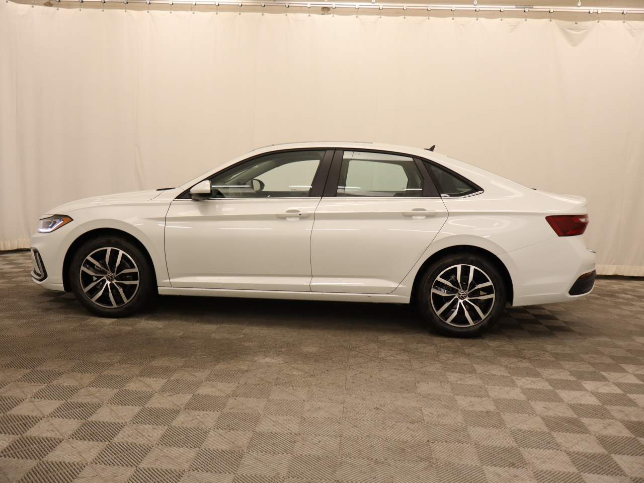 2026 Volkswagen Jetta Sedan SE