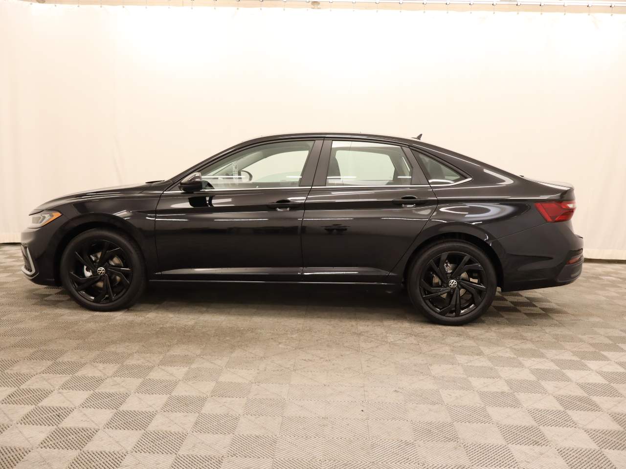 2025 Volkswagen Jetta Sedan SE