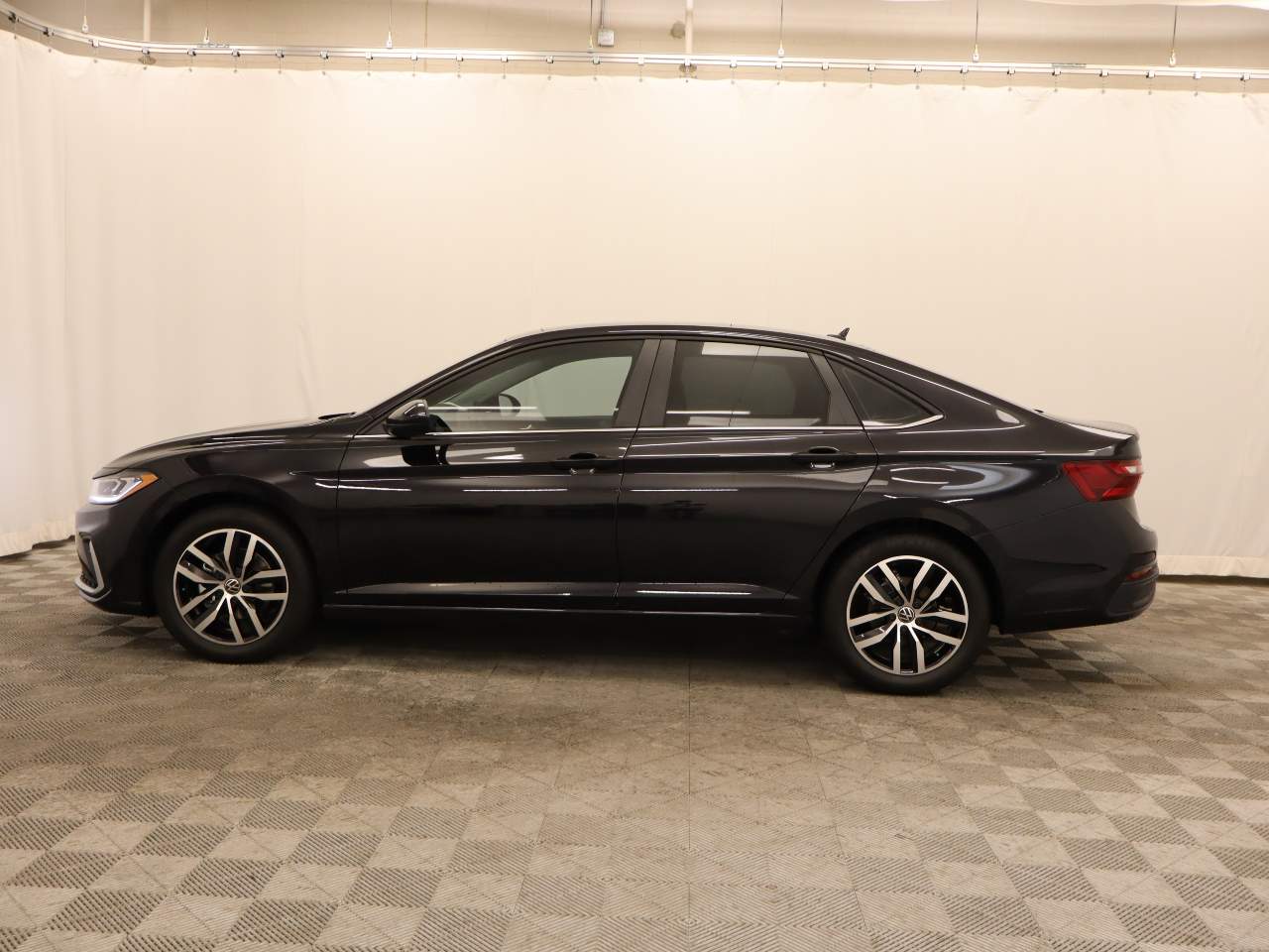 2025 Volkswagen Jetta Sedan SE