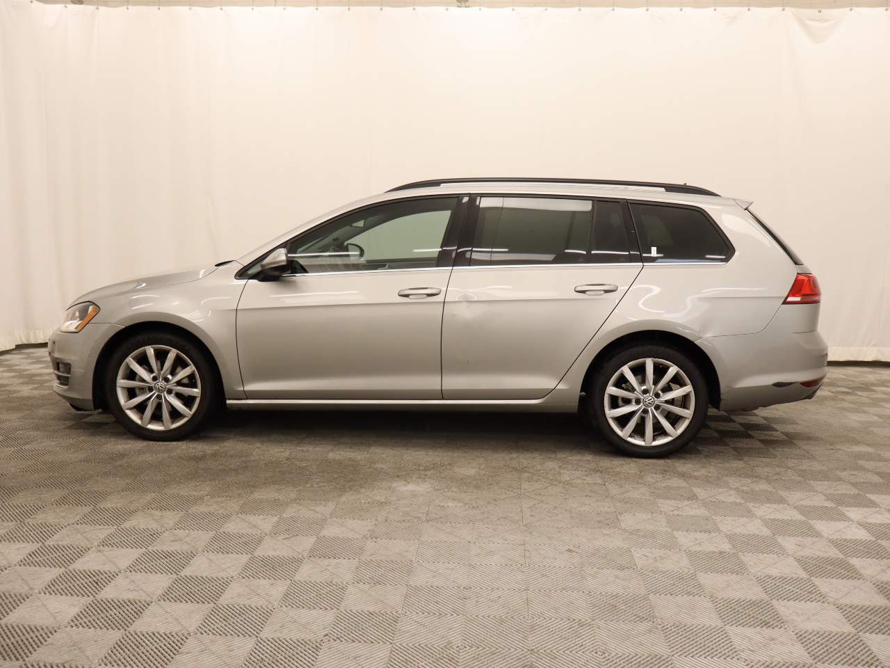2017 Volkswagen Golf SportWagen TSI SE
