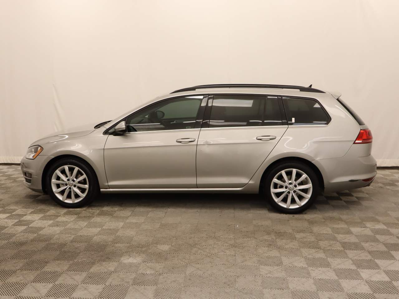 2017 Volkswagen Golf SportWagen TSI SE