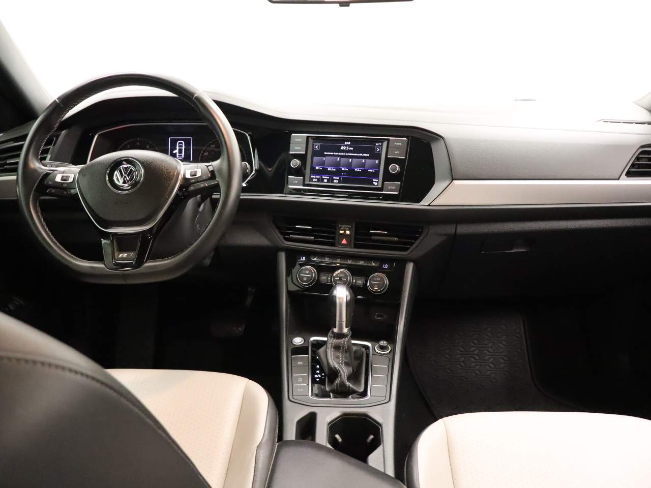 2019 Volkswagen Jetta R-Line