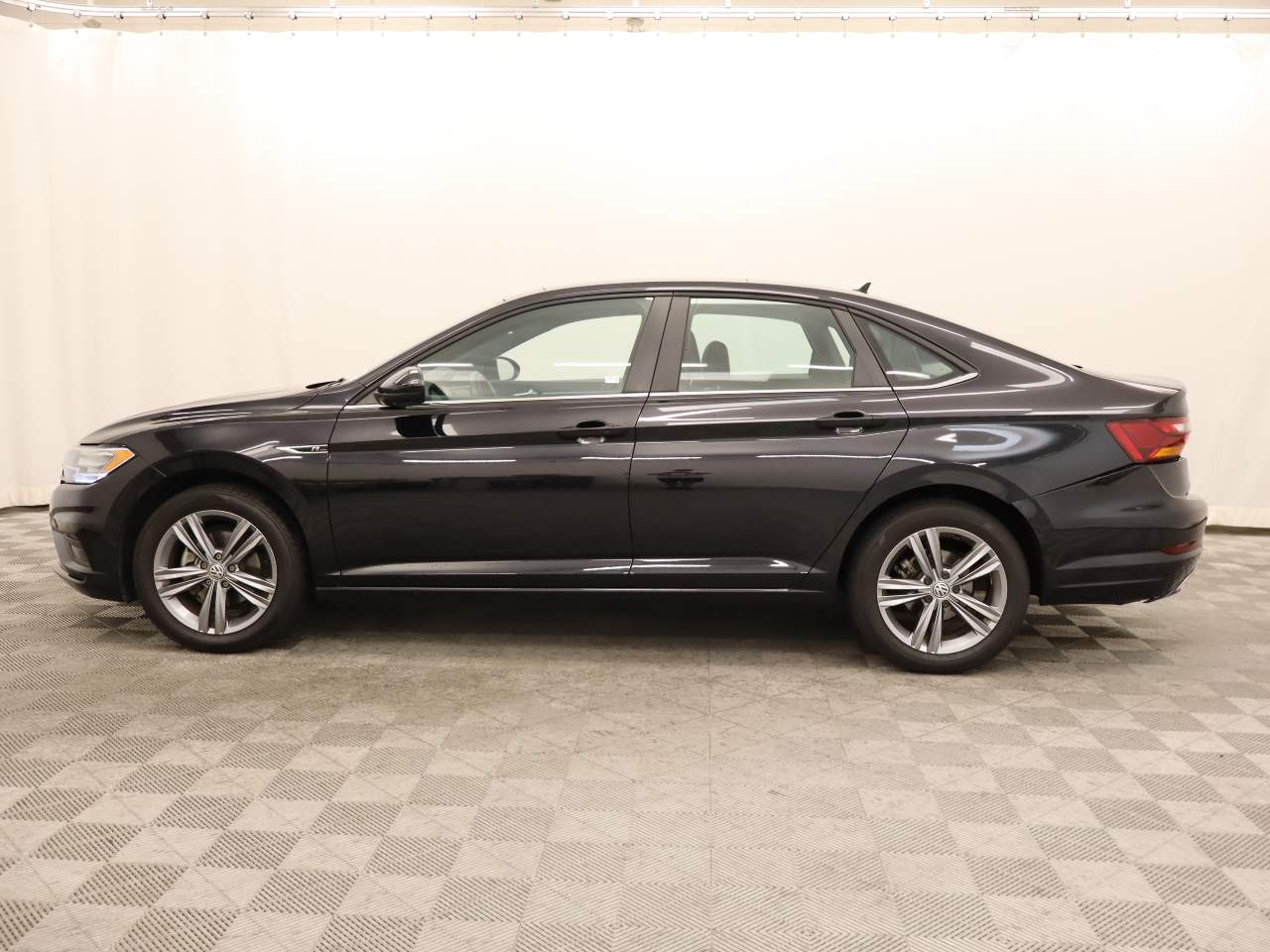 2019 Volkswagen Jetta R-Line