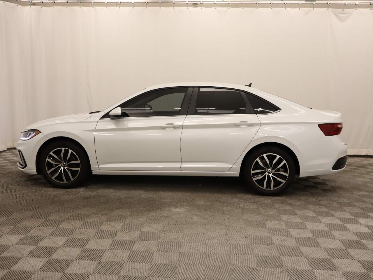 2025 Volkswagen Jetta SE