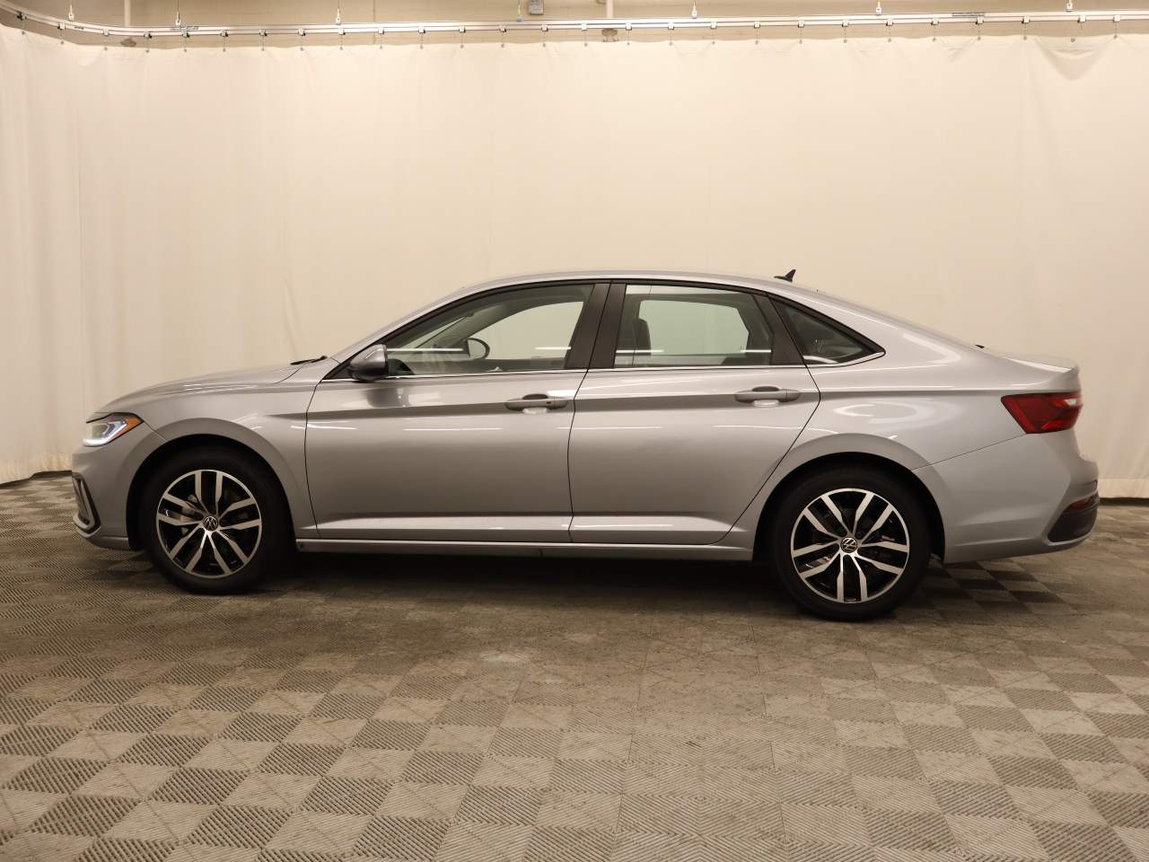 2025 Volkswagen Jetta SE
