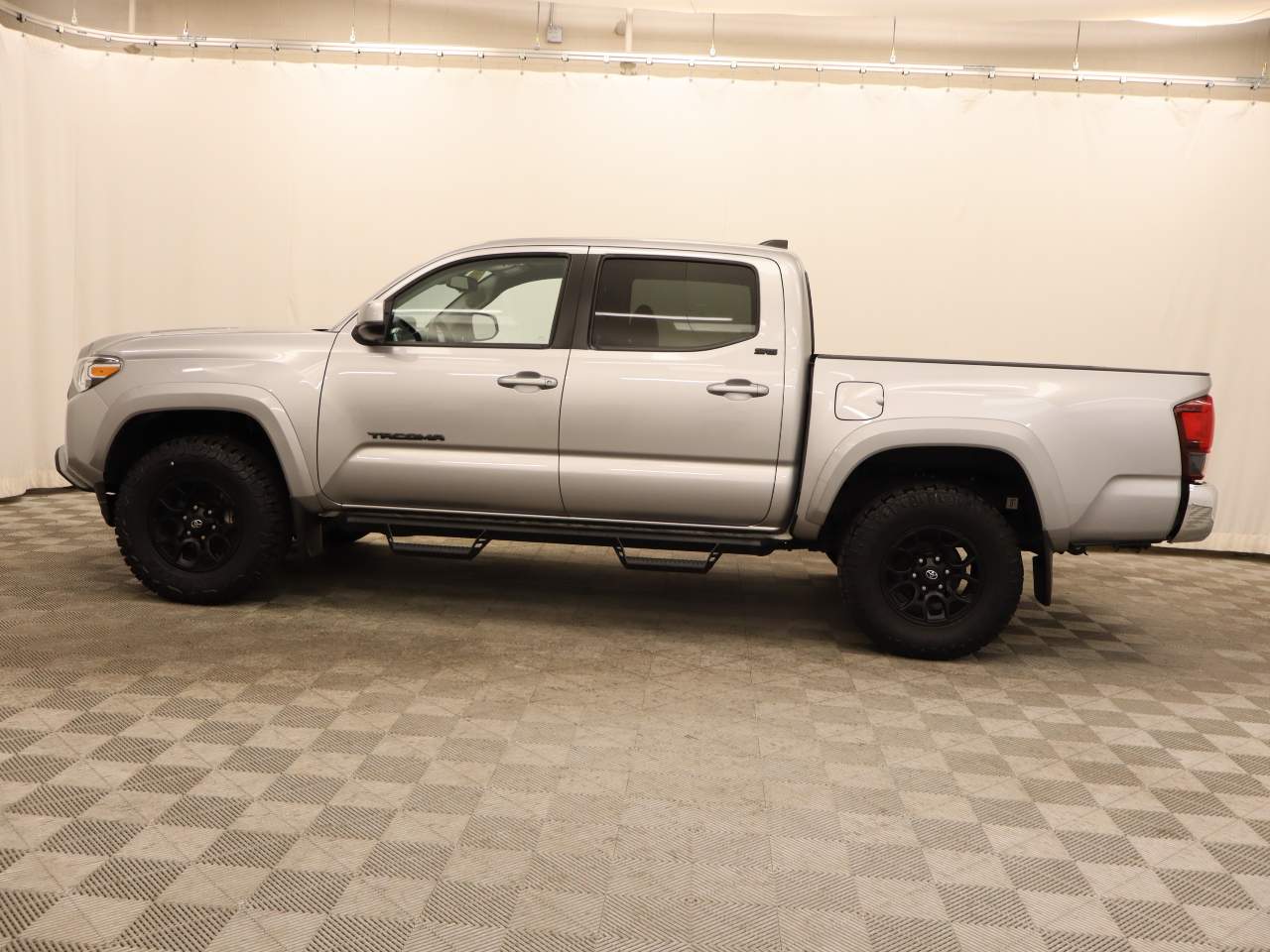 2021 Toyota Tacoma SR5 V6 photo 3