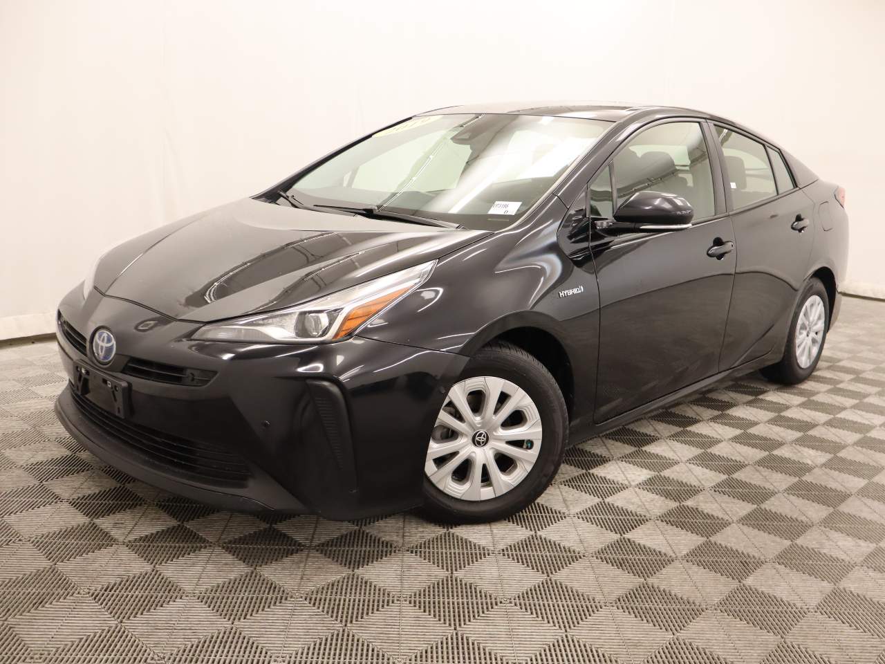 2019 Toyota Prius L Eco