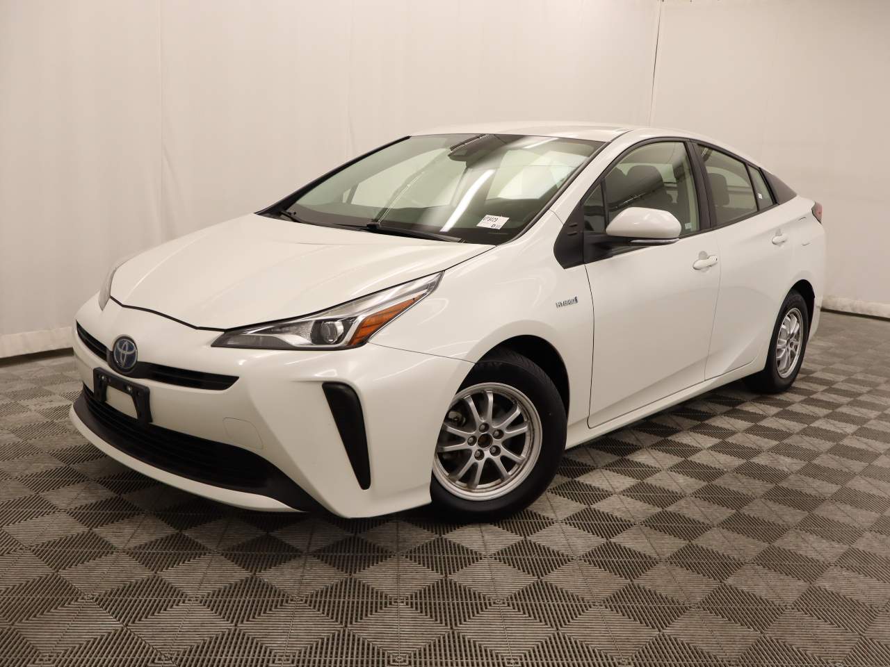 2020 Toyota Prius L Eco
