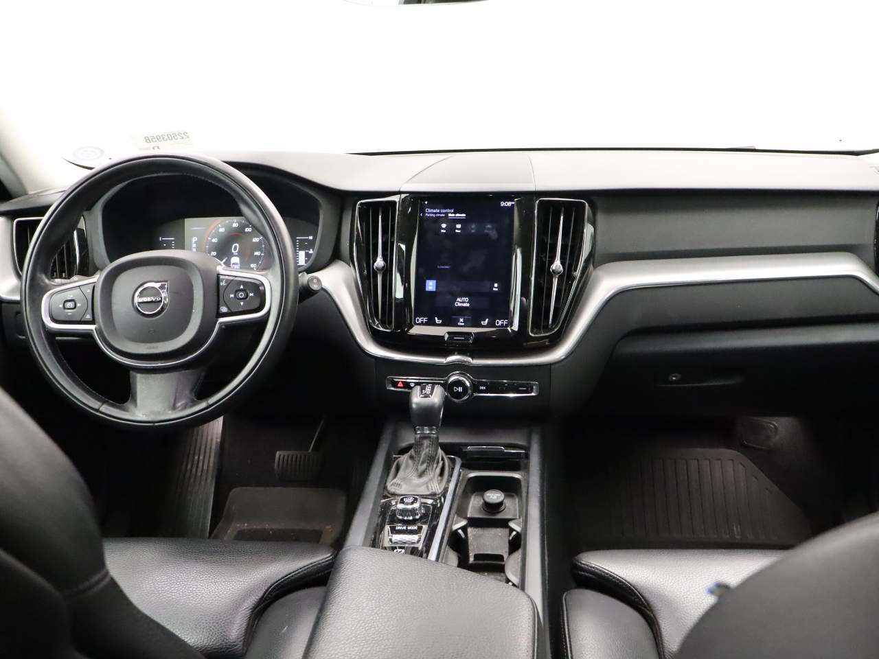2019 Volvo XC60 T5 Momentum