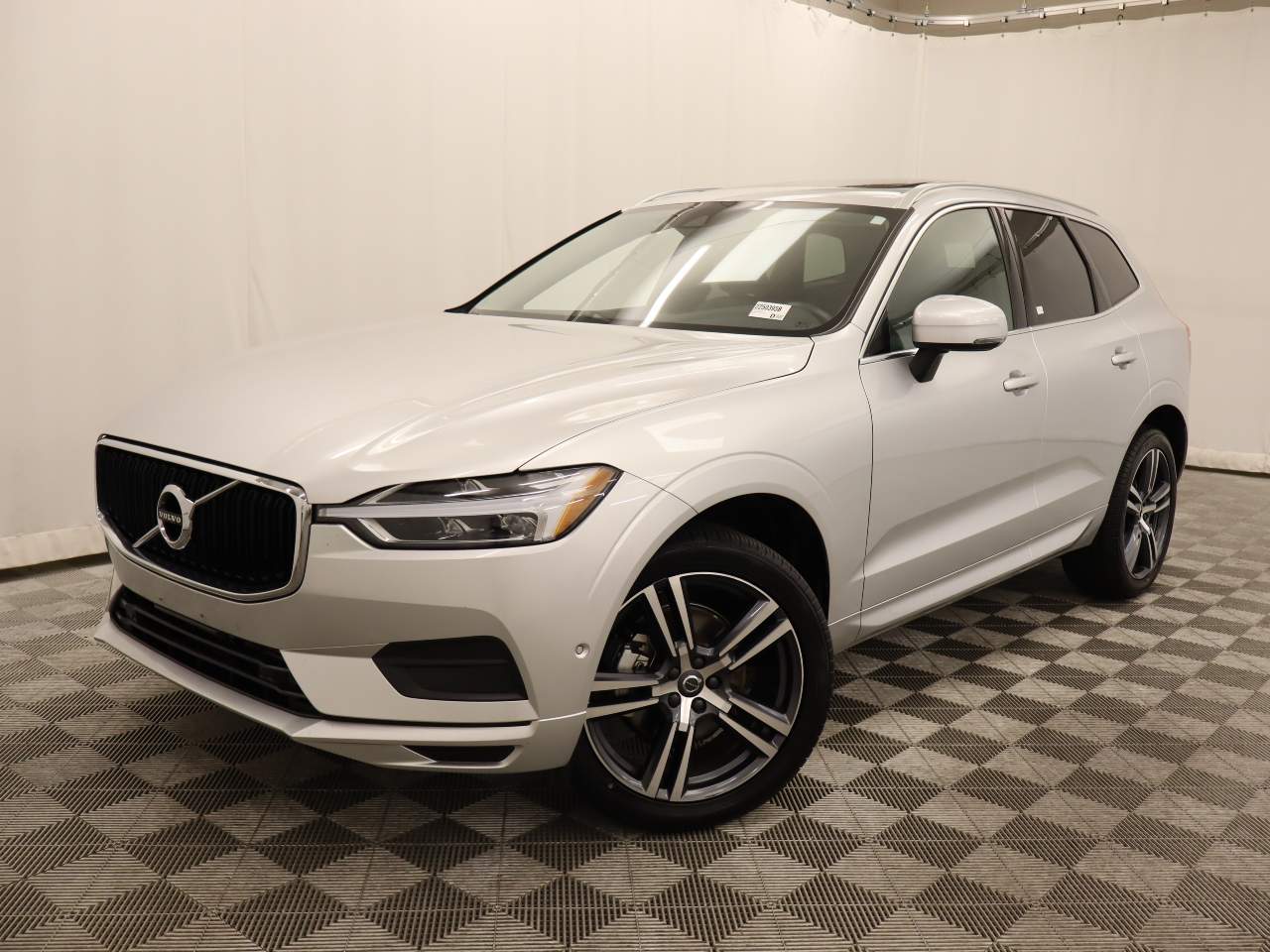 2019 Volvo XC60 T5 Momentum