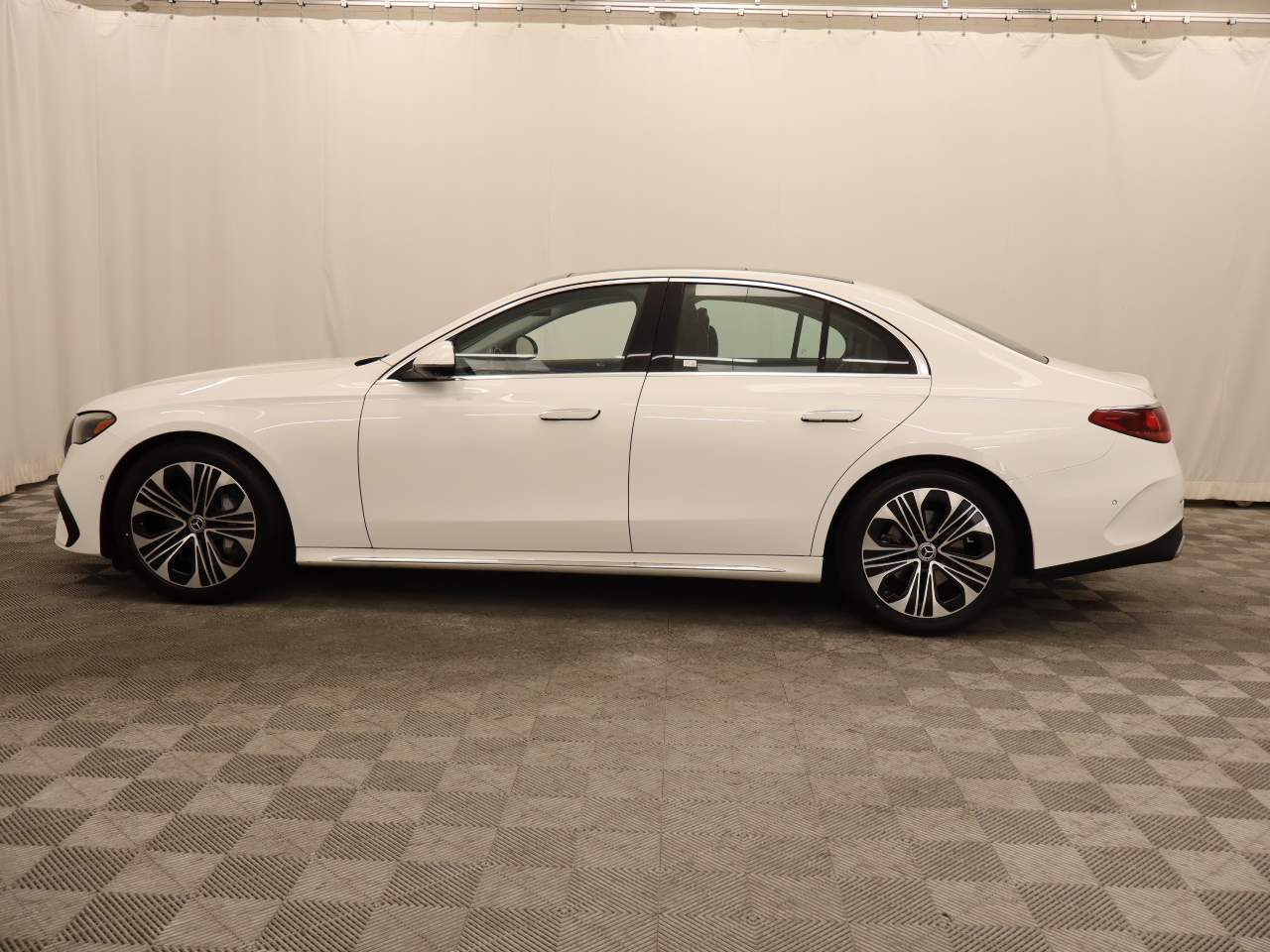 2025 Mercedes-Benz E-Class E 350 4MATIC