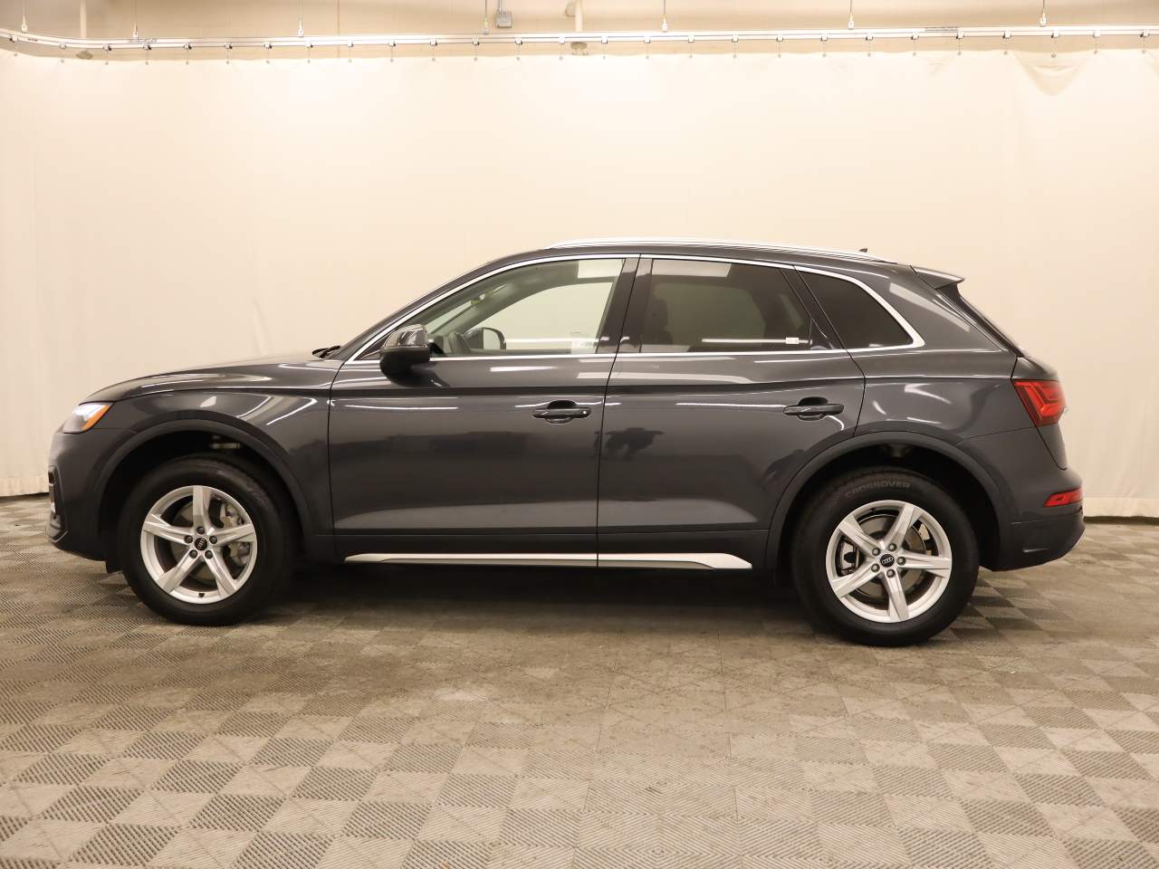 2023 Audi Q5 quattro Premium 40 TFSI