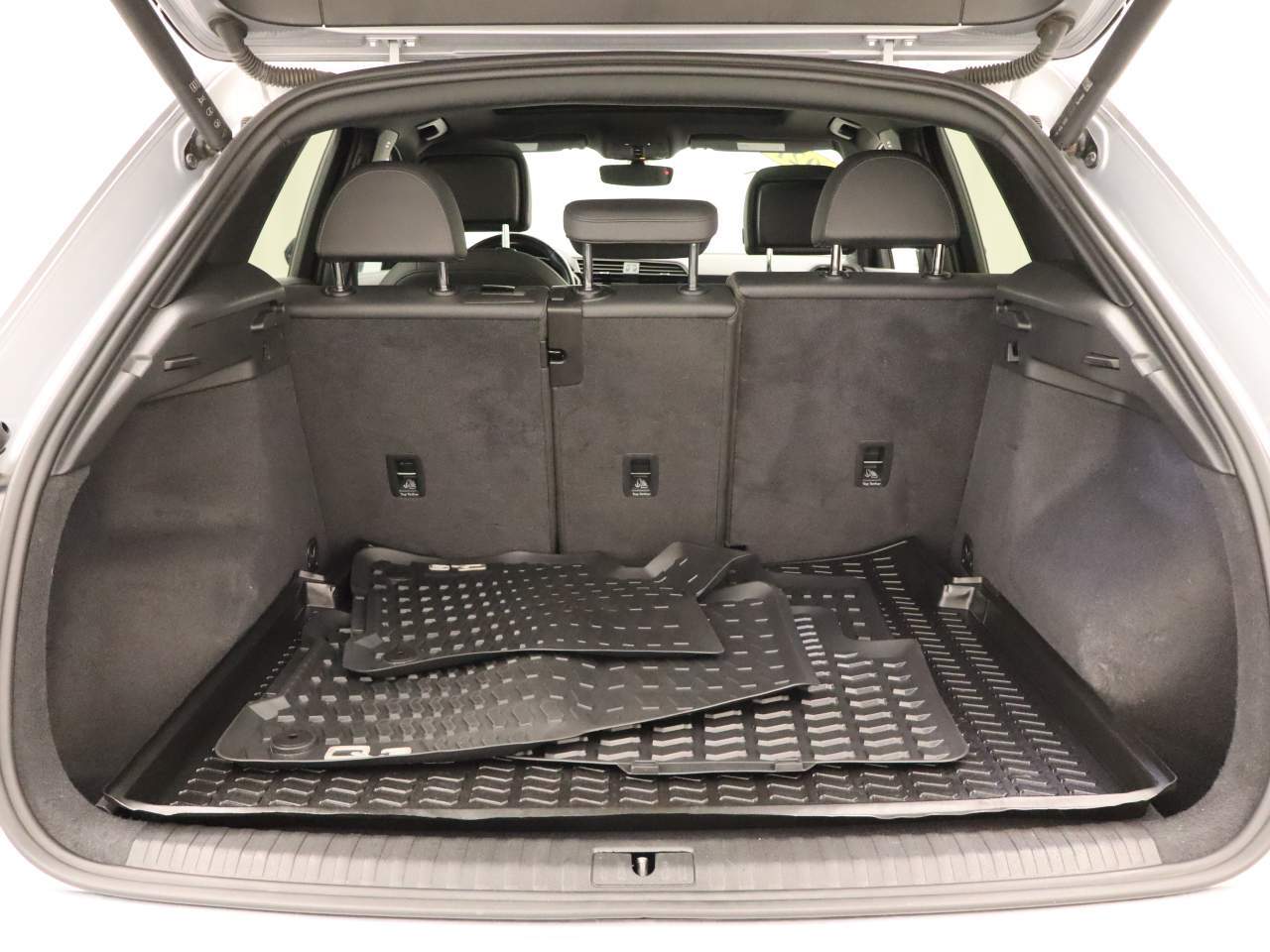2021 Audi Q3 quattro Premium Plus 40 TFSI