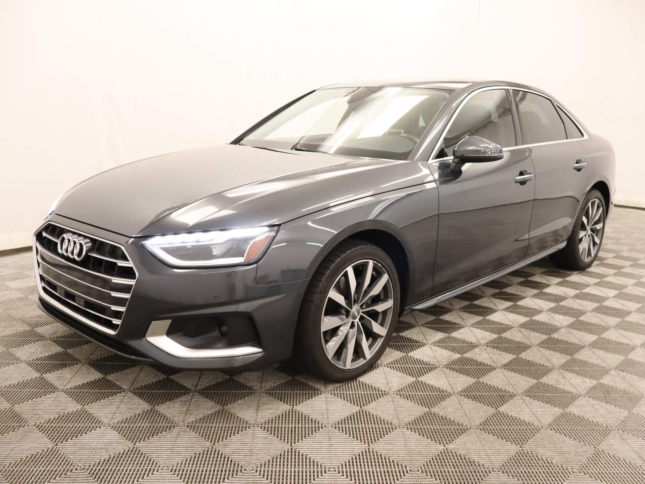 2020 Audi A4 Premium Plus 40 TFSI