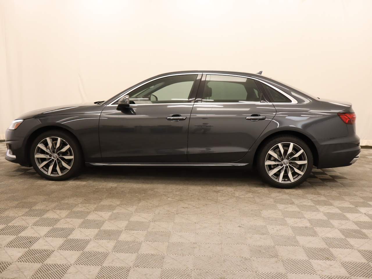 2020 Audi A4 Premium Plus 40 TFSI