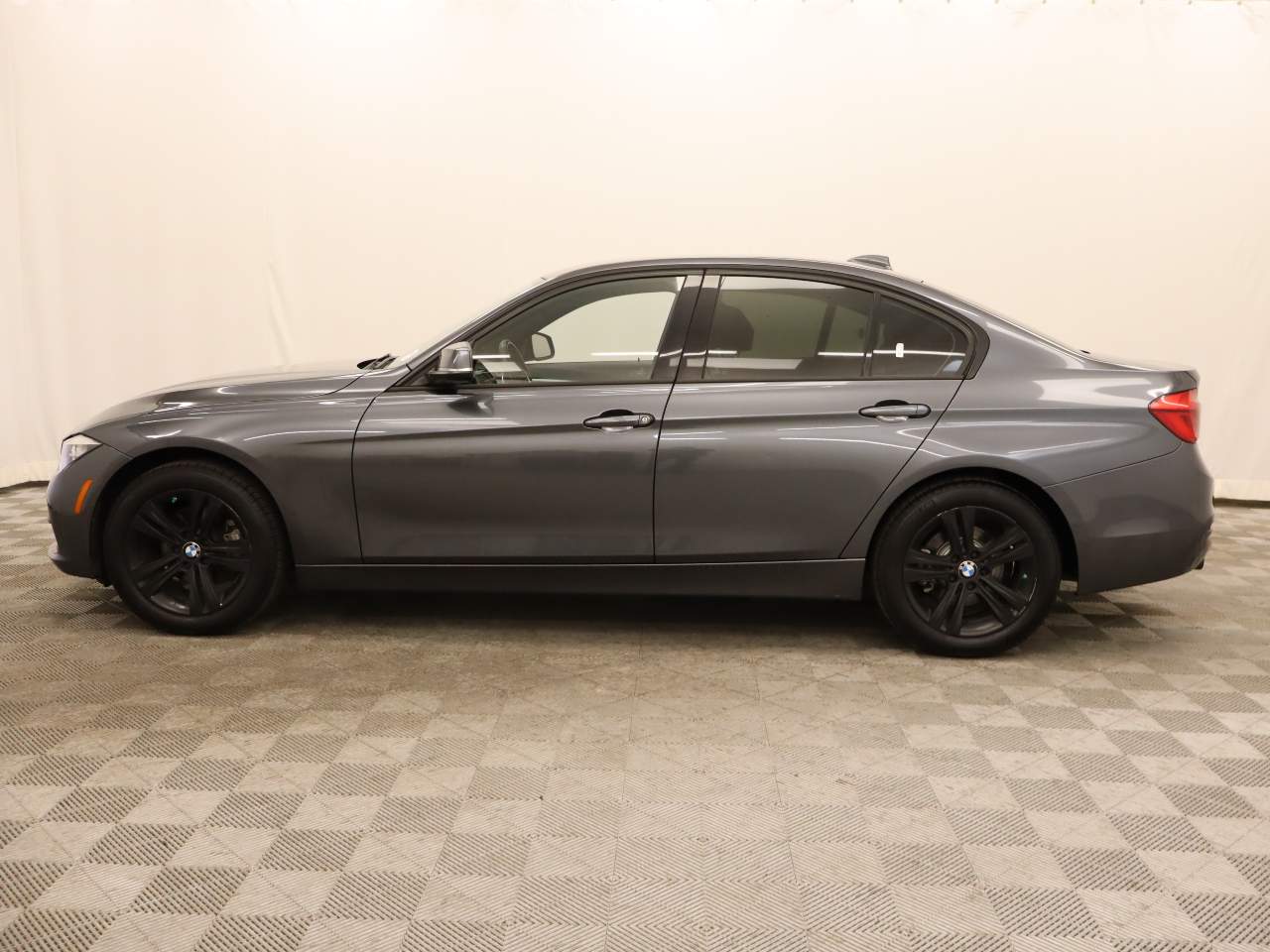 2017 BMW 3-Series 330i