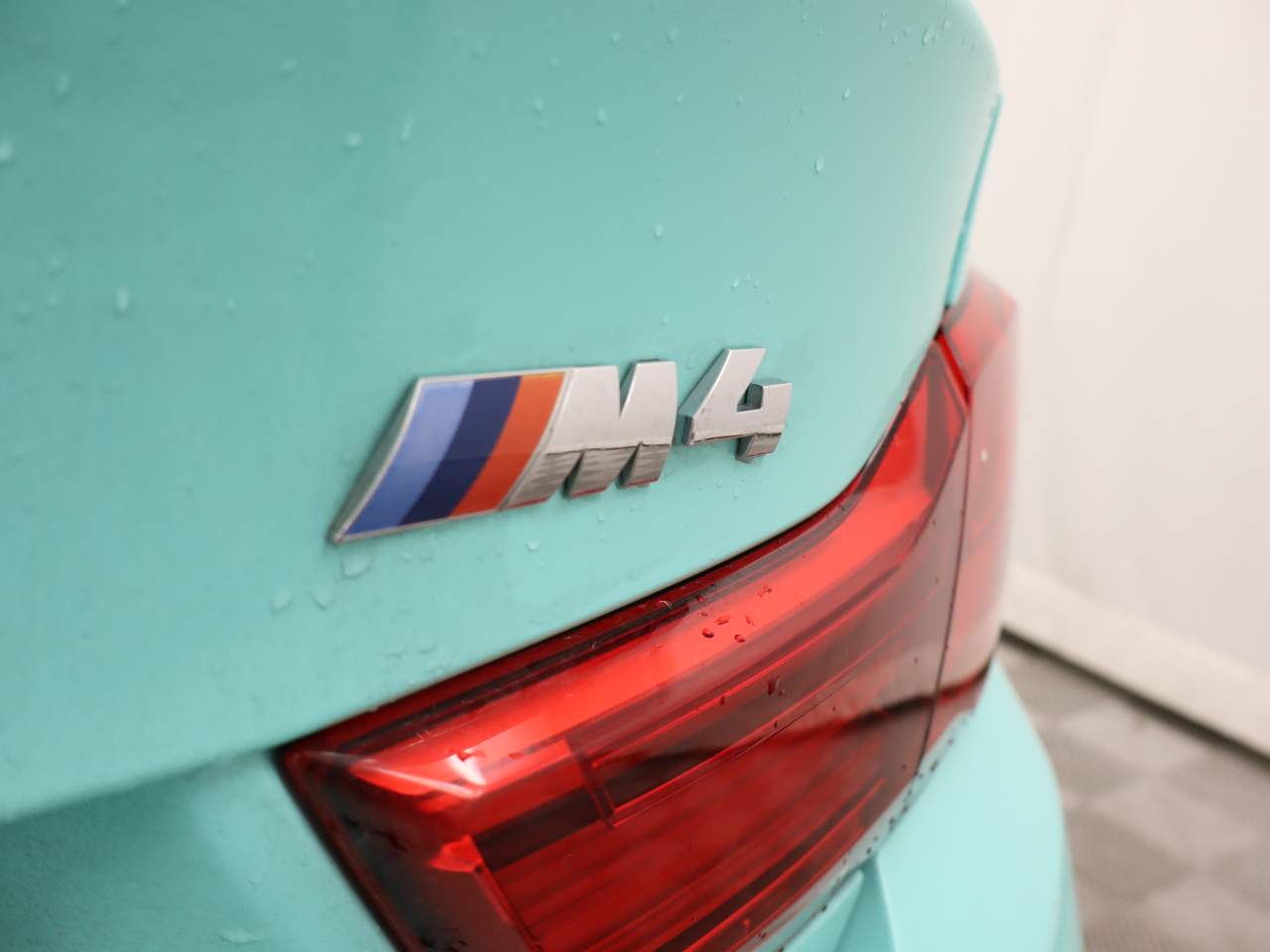 2018 BMW M4  