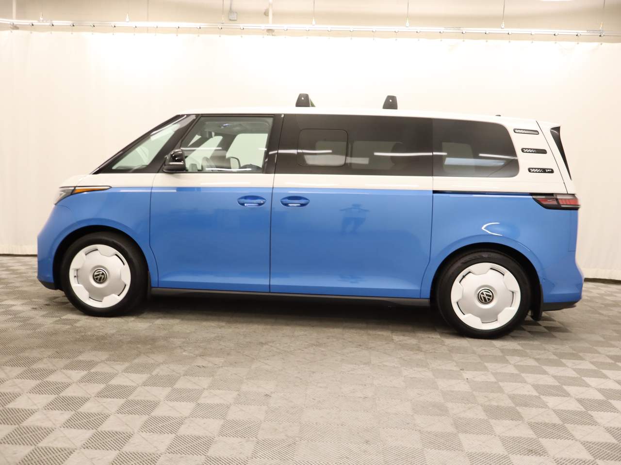 2025 Volkswagen ID. Buzz 1st Edition 4dr Mini-Van