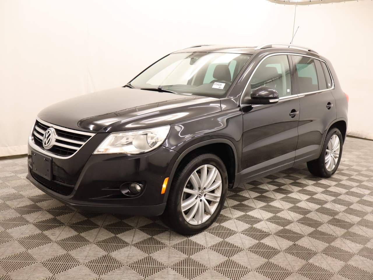 2011 Volkswagen Tiguan SE