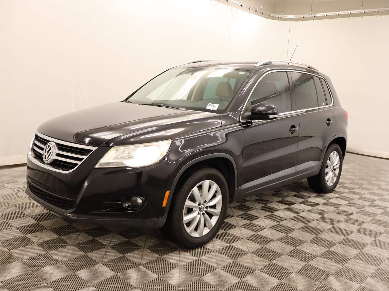 2011 Volkswagen Tiguan SE