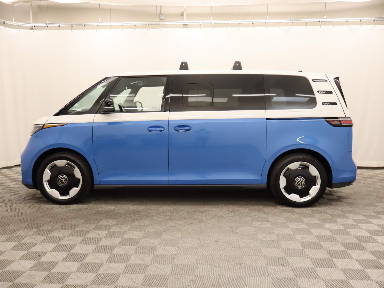 2025 Volkswagen ID. Buzz Pro S 4dr Mini-Van