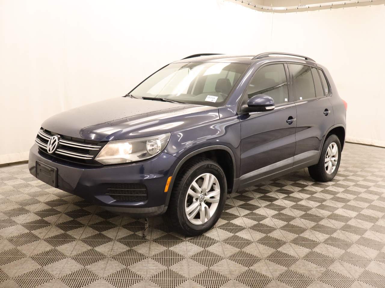 Night Blue Metallic 2016 Volkswagen Tiguan SUV / Crossover All-Wheel Drive 6-Speed Automatic