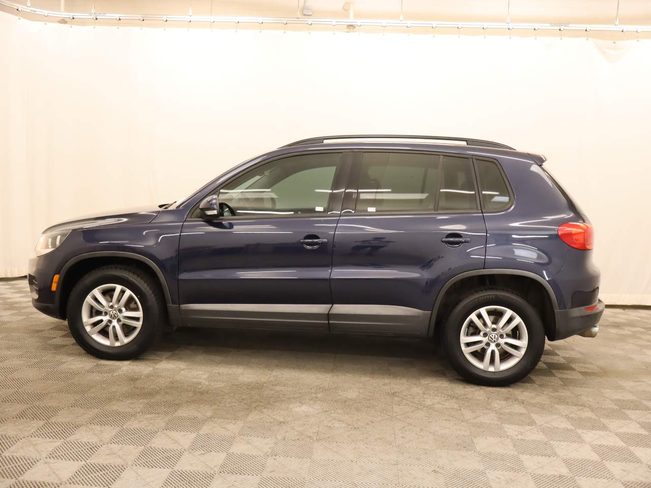 2016 Volkswagen Tiguan 2.0T S 4Motion
